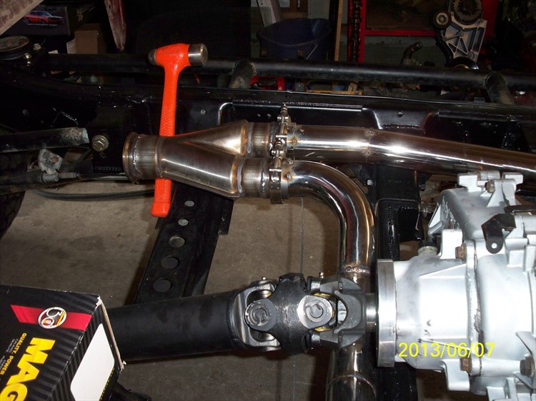 square body dual exhaust