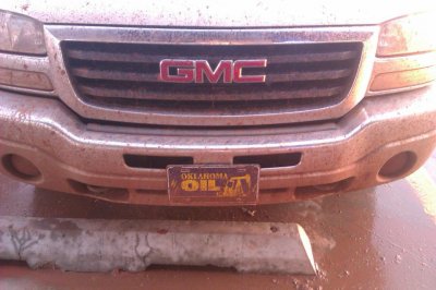 mud on gmc.jpg