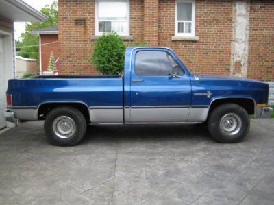 1987 C-10 Custom Deluxe 001.jpg