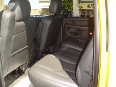 avrearinterior.jpg