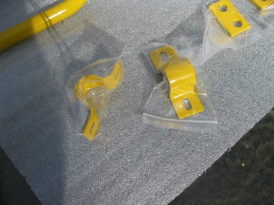 Yellow powder coating 004.jpg