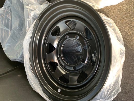 powder coated truck rim.jpg