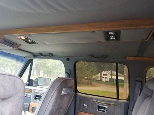 blkinterior-2.jpg