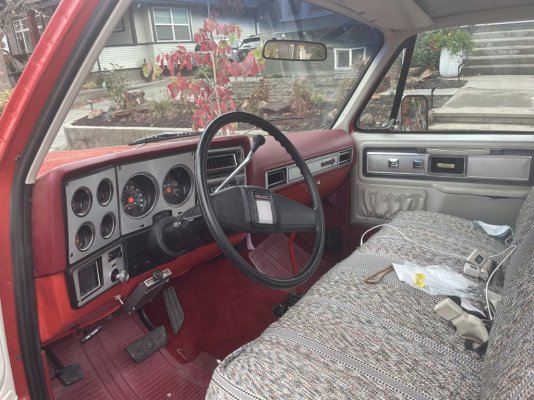 79 GMC interior.jpg