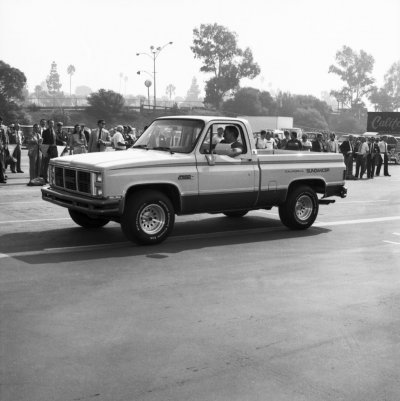 TB-86008-0214.jpg