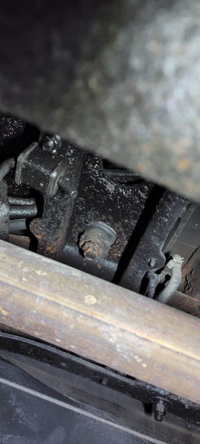 Back passanger Cab mount.jpg