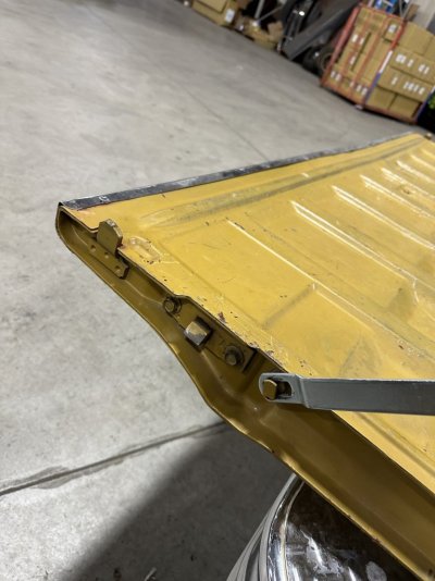 76-down tailgate2.jpg