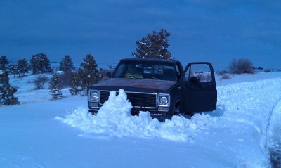 snowtruck2.jpg