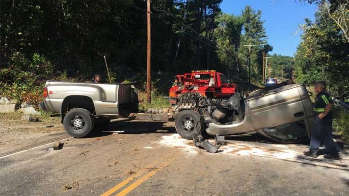 truck-crash-pelham-1506630482.jpg