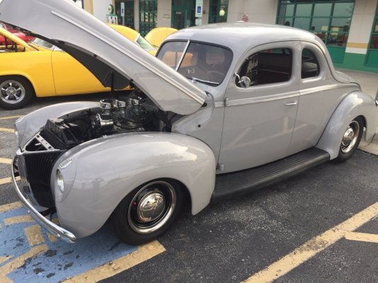 Car Show1.jpg
