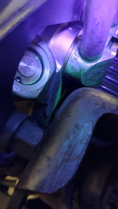R4 Leak.jpg