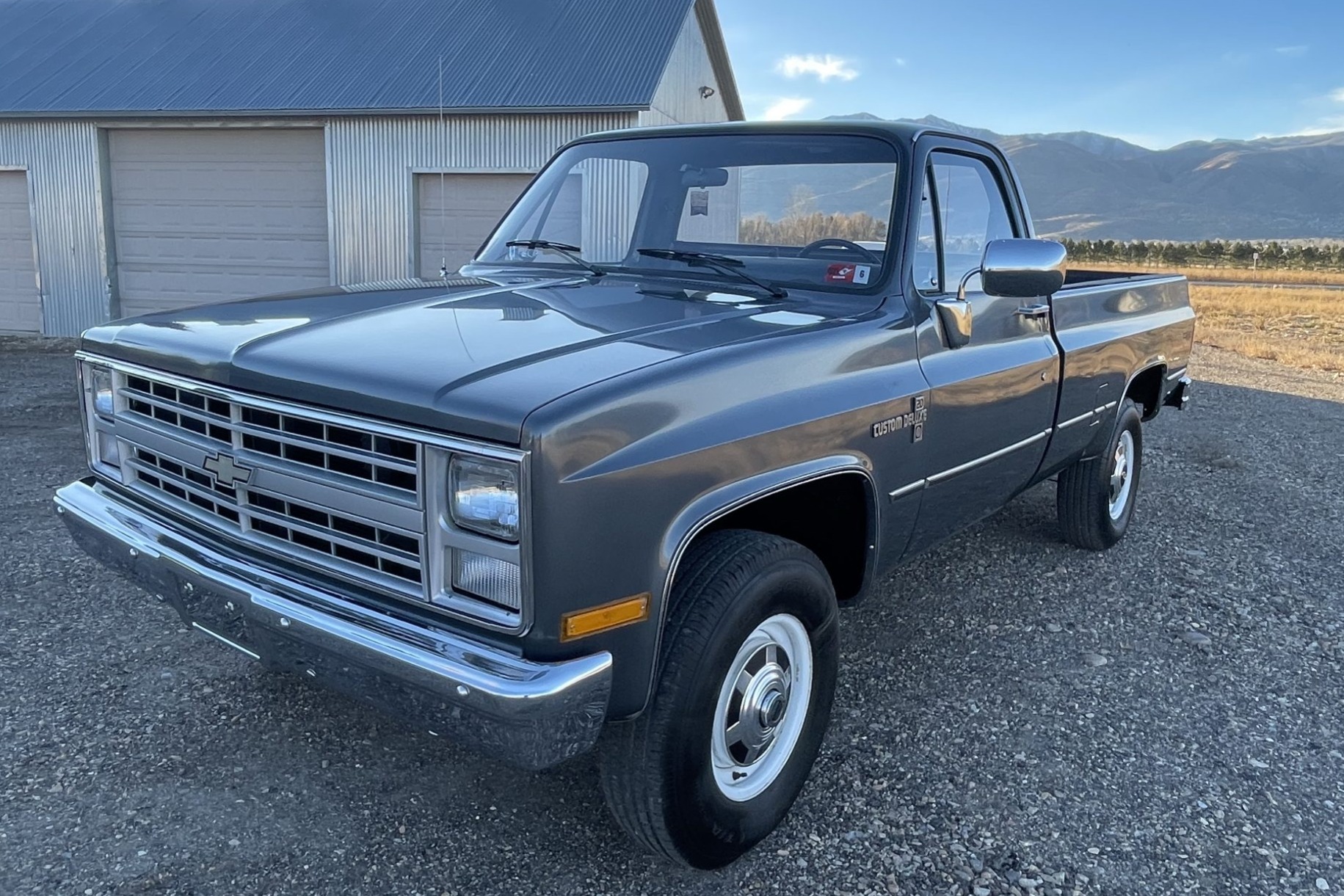 bringatrailer.com
