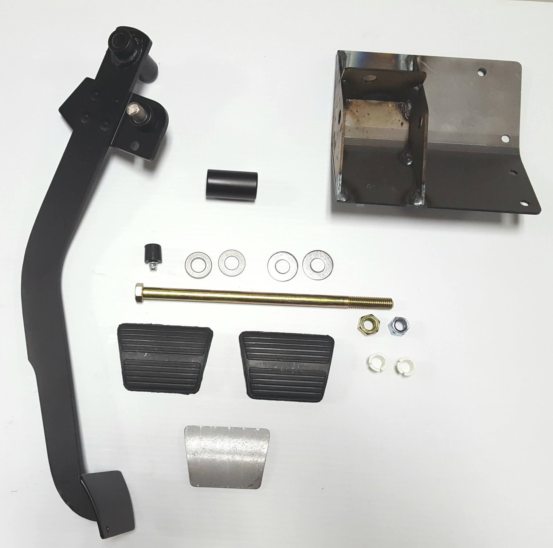 americanpowertrain.com